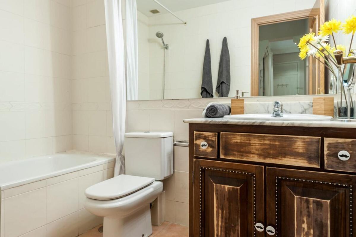 Charming Close To Royal Palace - Rolland *