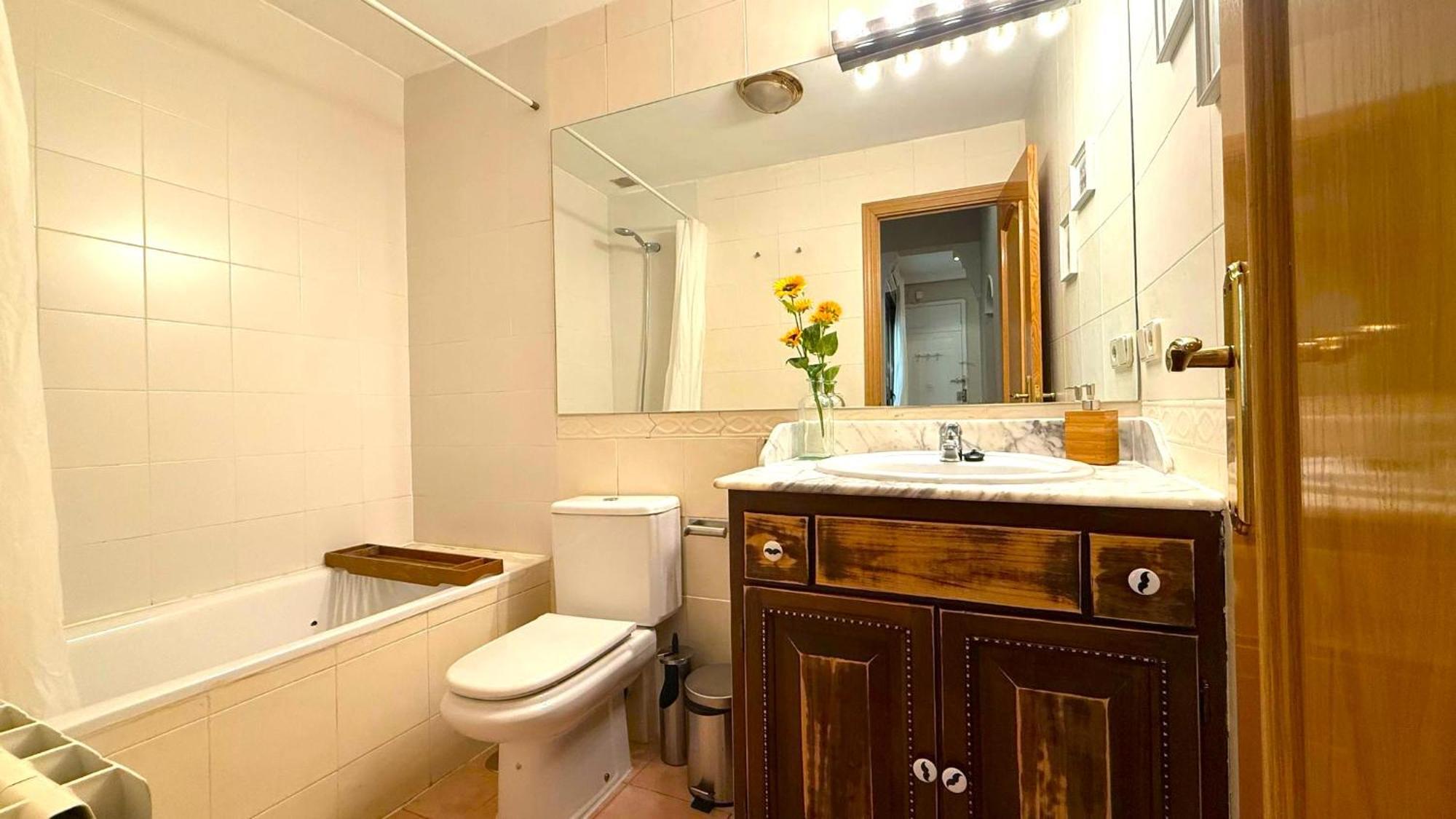 Charming Close To Royal Palace - Rolland